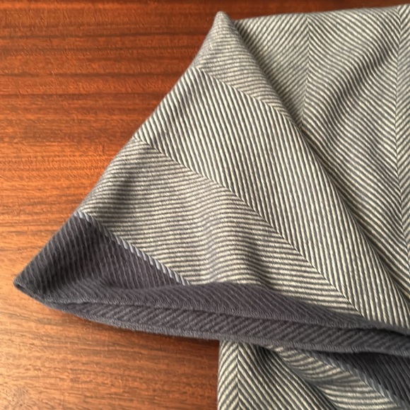 Blue Herringbone. Super Soft Cape NWT - Picture 7 of 7
